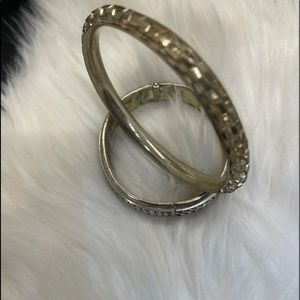 Single Metal Vintage  Bracelet